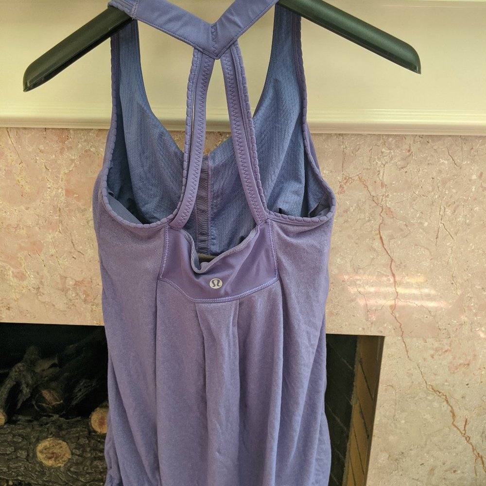 lululemon workout top